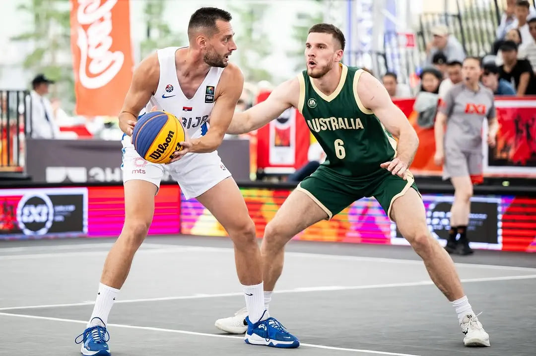 Josh Davey guarding a player at the 3X3 World Cup